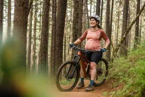 Is Cycling Good for Pregnant Women? Top Doctors Reveal the Truth